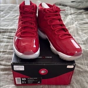 Air Jordan 11 Retro Win Like 96 never worn